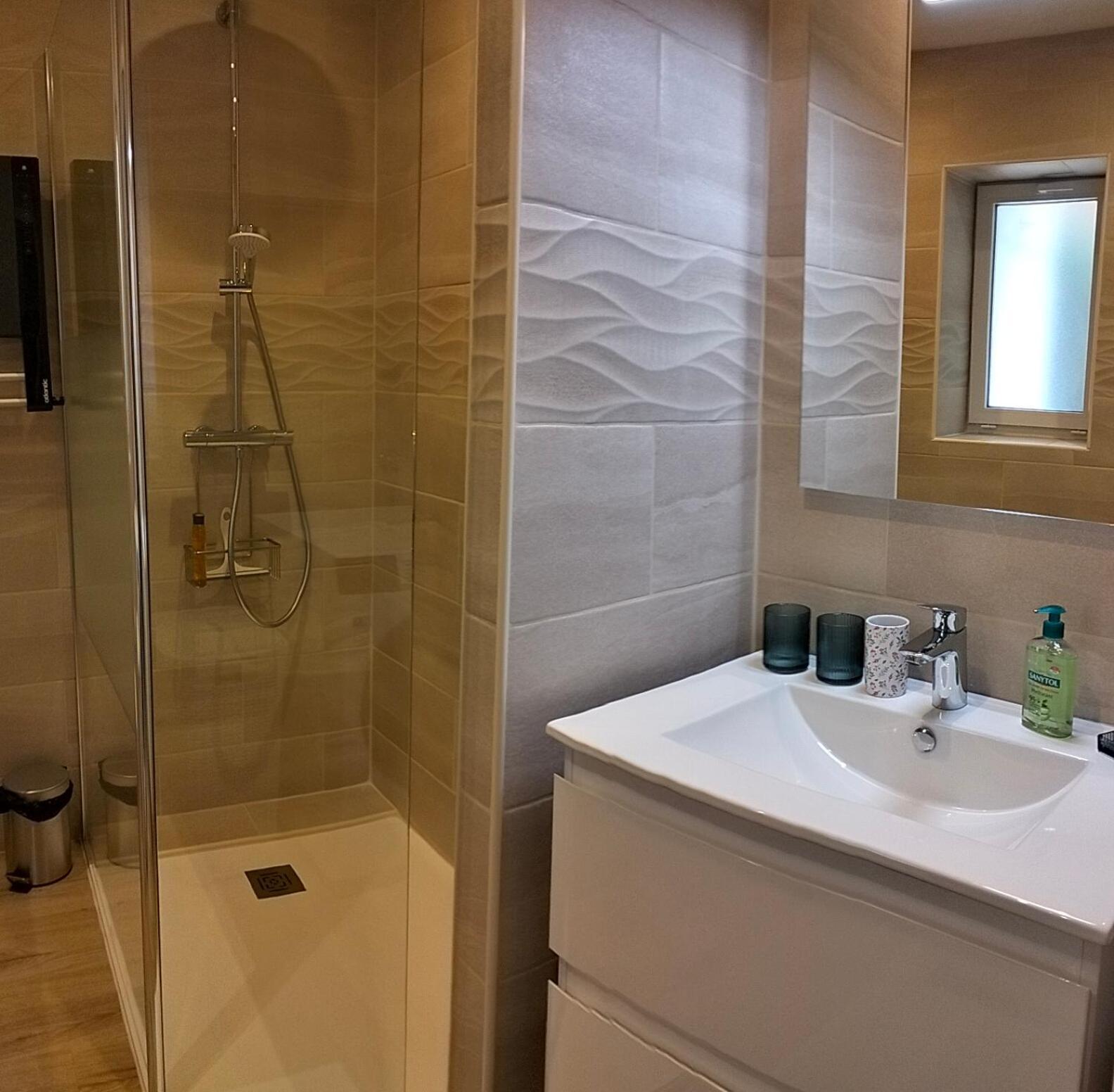 La Provence Vous Attend***!!! - 1Er Etage Дінь-ле-Бен Екстер'єр фото